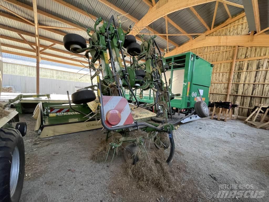 Krone KW 103-15 耙與翻草機