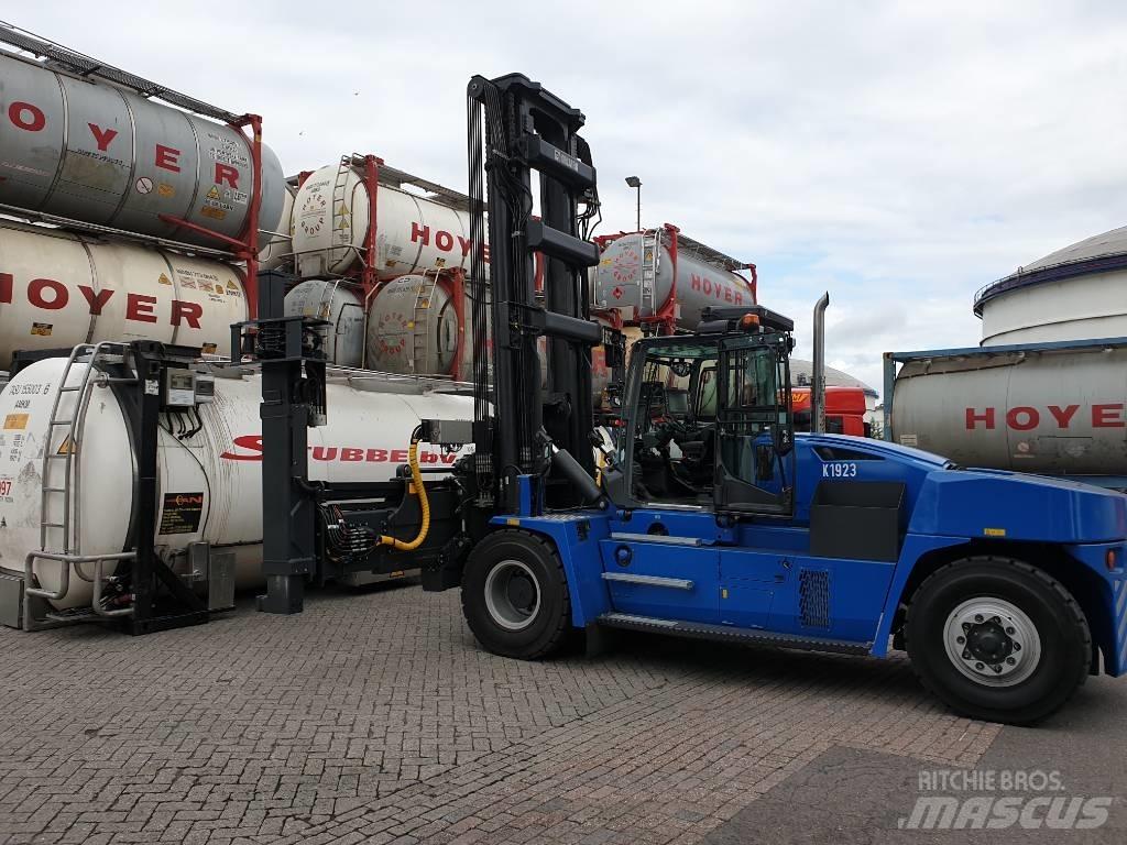 Kalmar DCG1700-12, 貨櫃搬運機