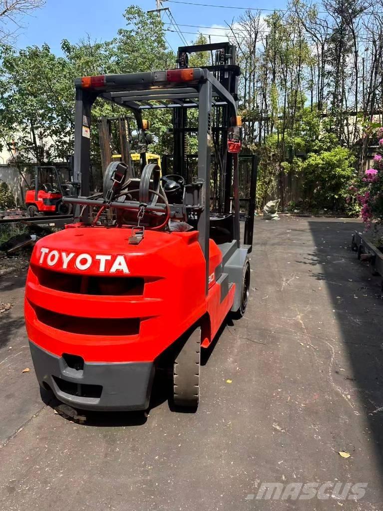 Toyota FD 30 柴油卡車