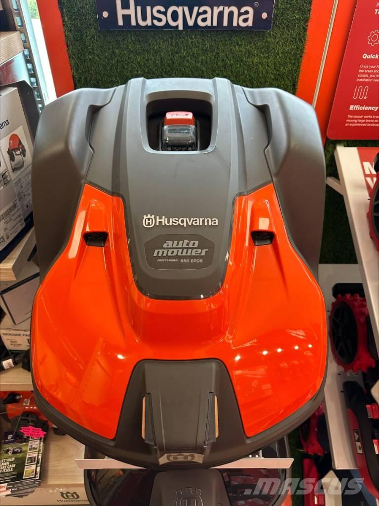 Husqvarna AM550 機器人割草機