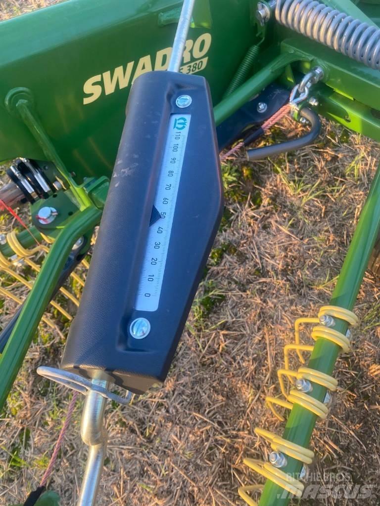 Krone Swadro 380 堆草機