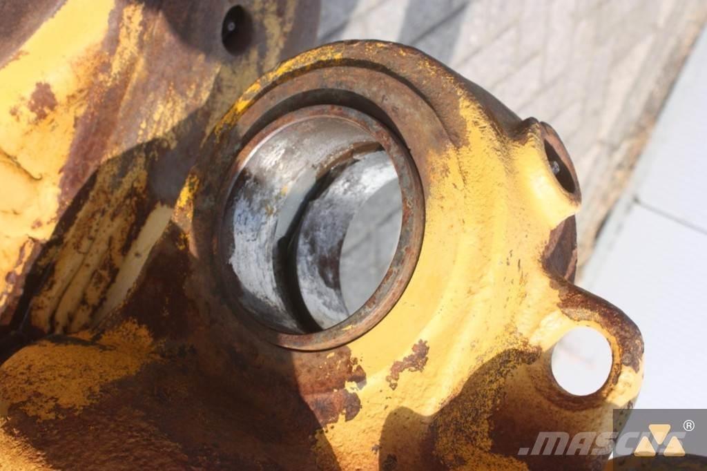 CAT D9H Ripper 其他組件