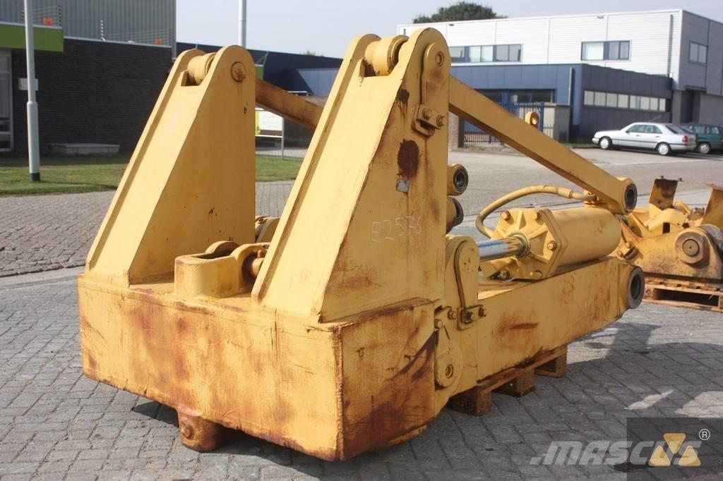 CAT D9H Ripper 其他組件