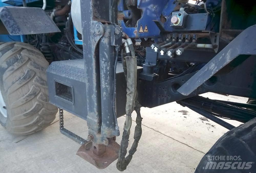 Mercedes-Benz Unimog 起重機卡車