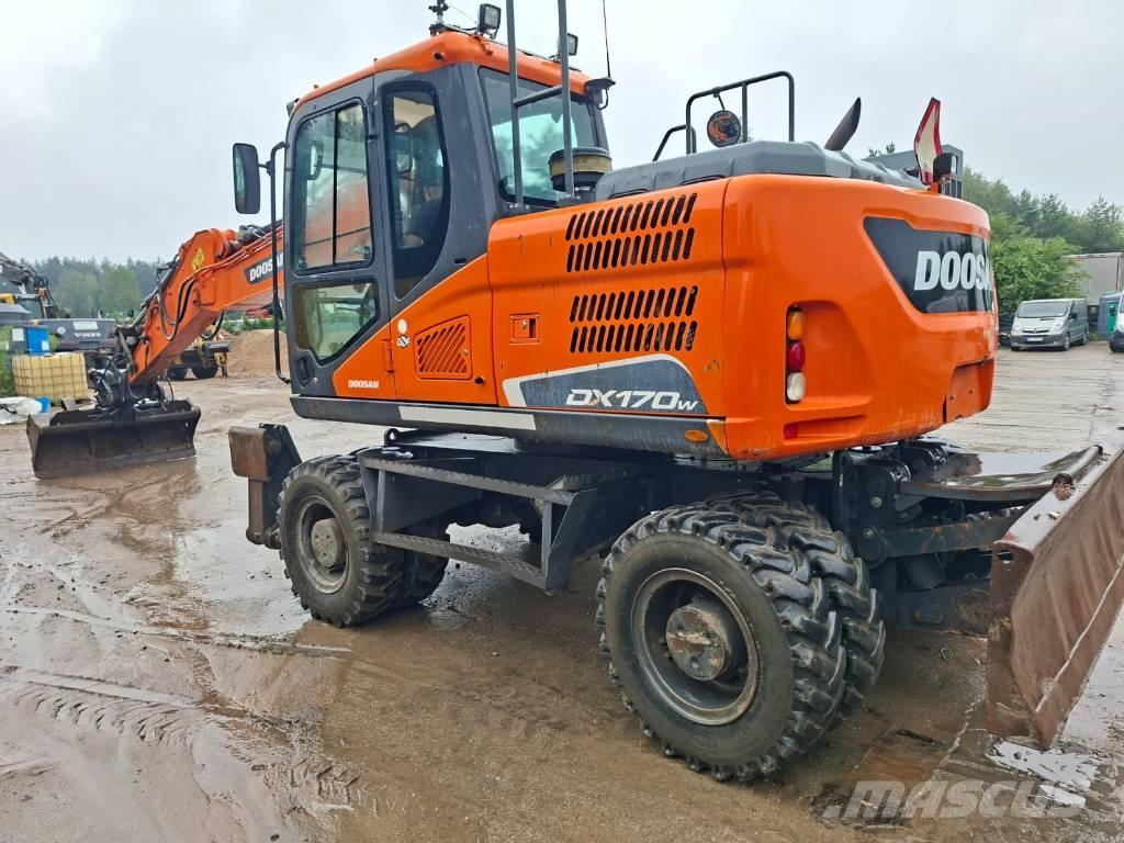 Doosan DX 170 W 旋轉式挖土機/掘鑿機/挖掘機