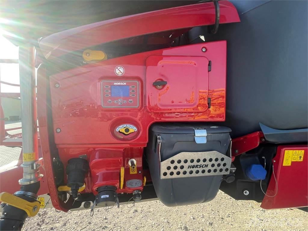 Horsch Leeb 12 TD 牽引式噴霧機
