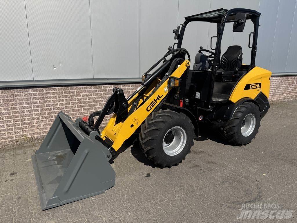 Gehl AL330 輪胎式裝載機
