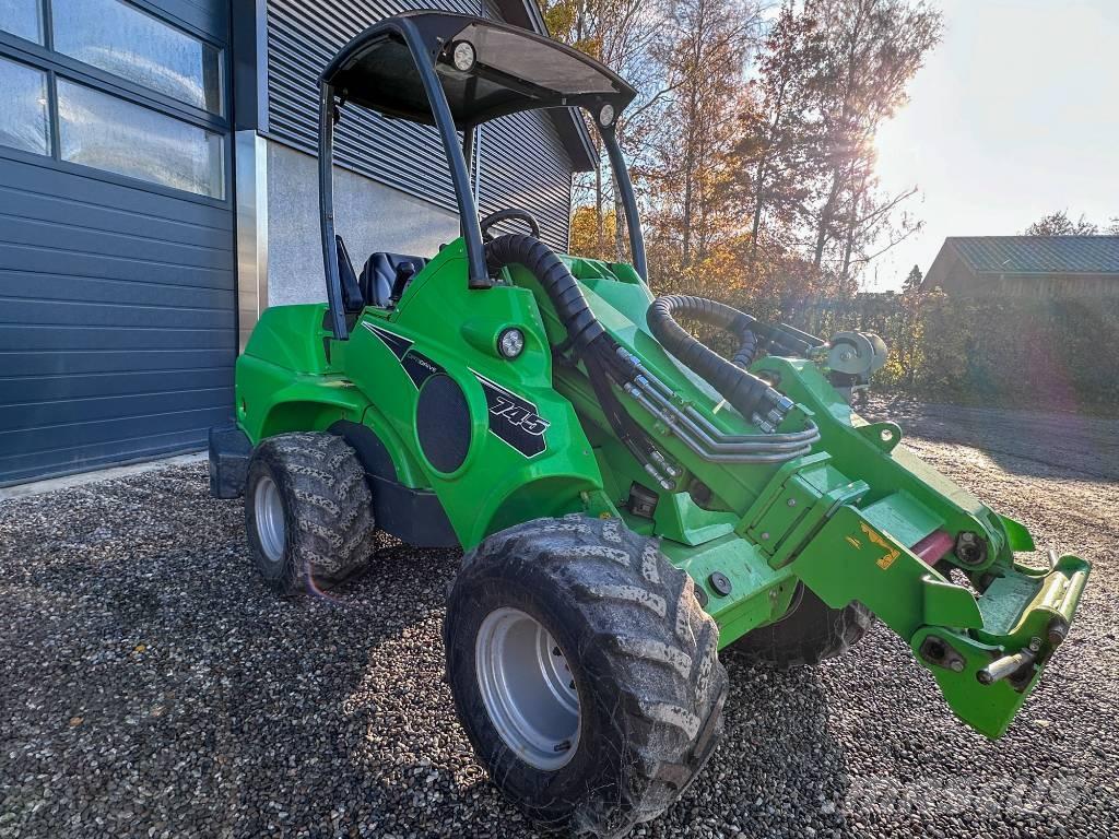 Avant 745 多功能裝載機