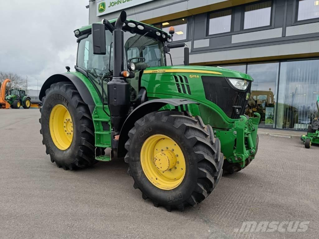 John Deere 6215 R 曳引機