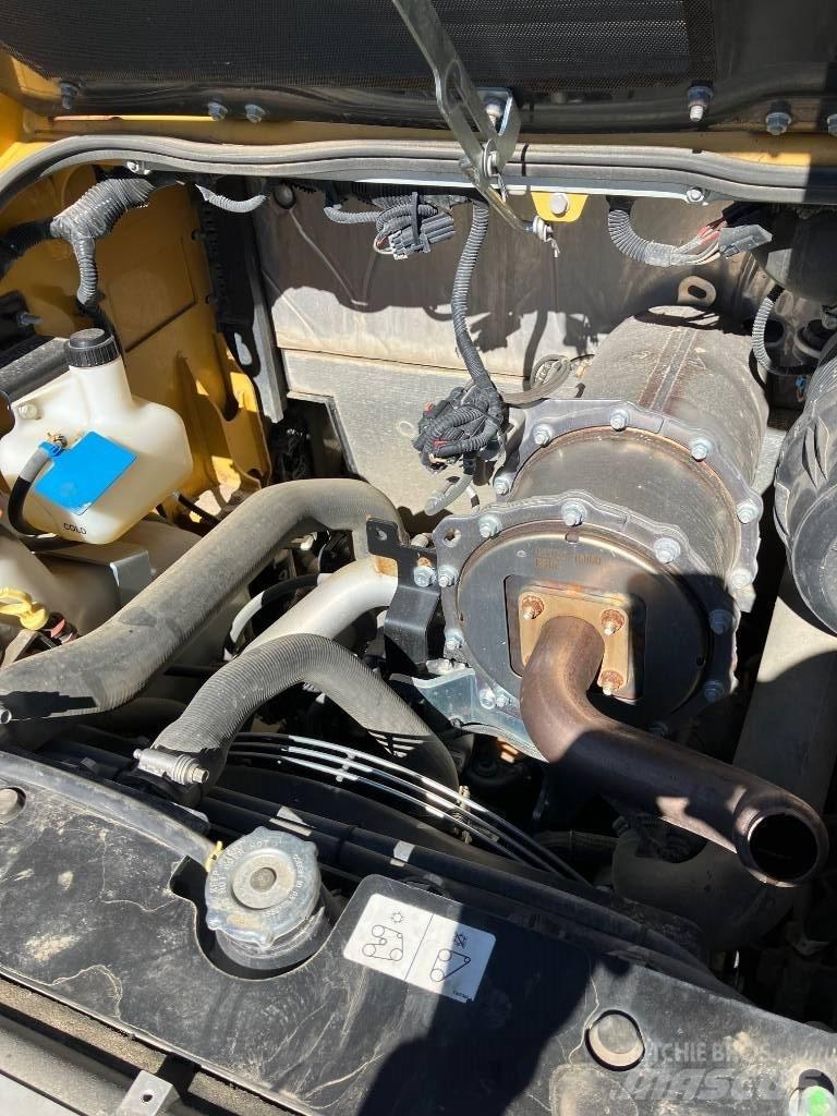 DEERE 317 G 滑移轉向裝載機