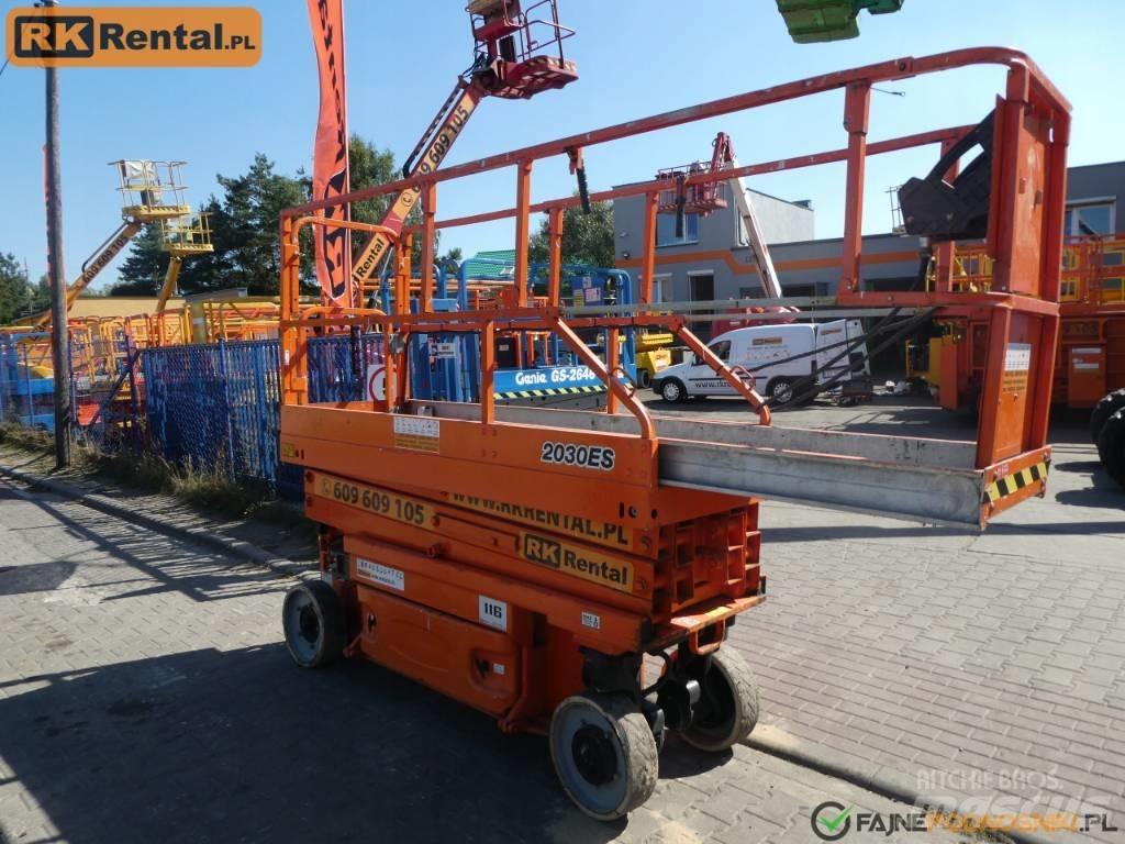 JLG 2030 ES 剪式升降機