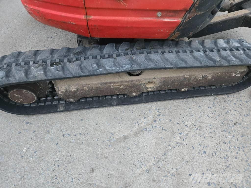 Kubota U 20 小型挖土機/掘鑿機<7t(小型挖掘機)