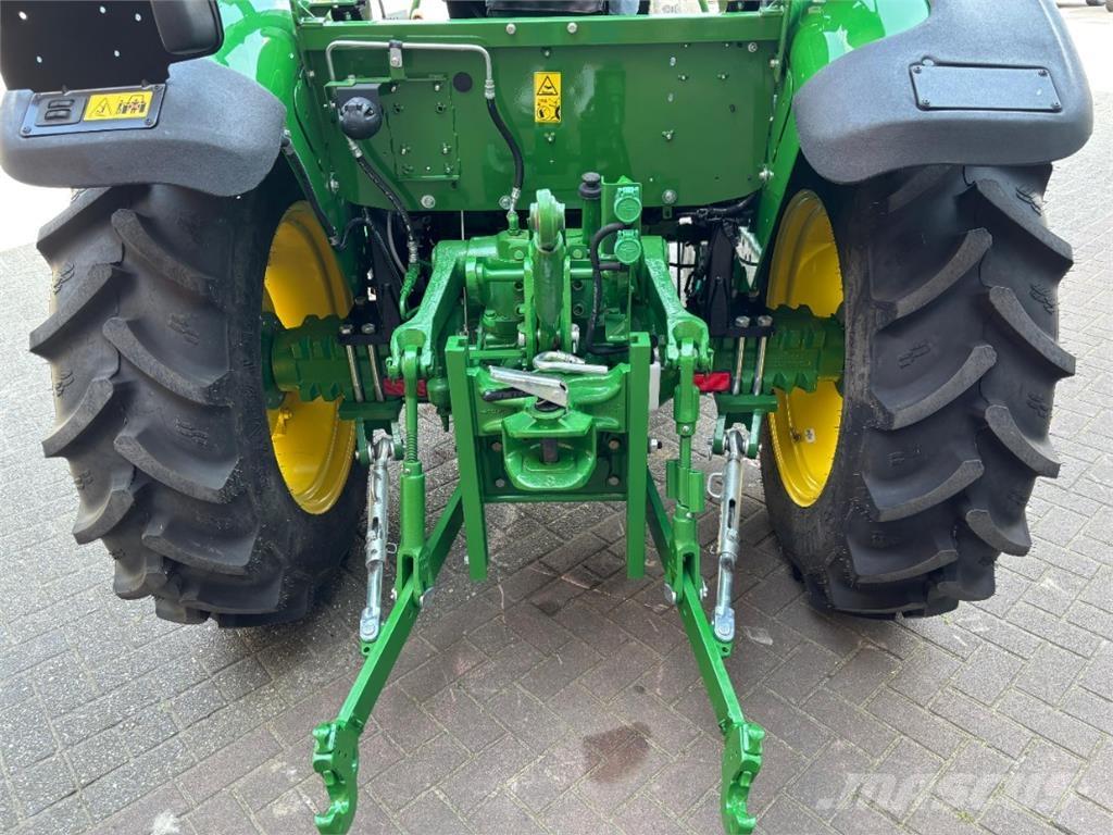 John Deere 5050E 曳引機