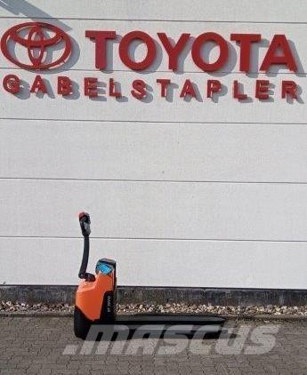 Toyota LWI 160 行走控制式堆積機