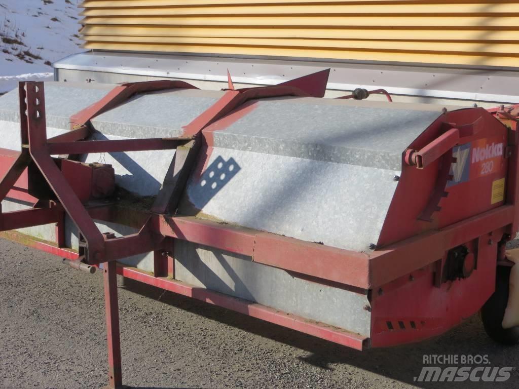Nokka 280 耙與翻草機