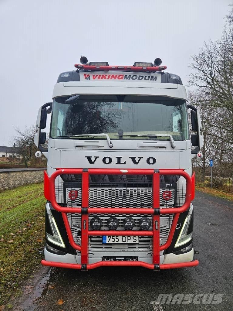Volvo FH 13 500 木材貨車