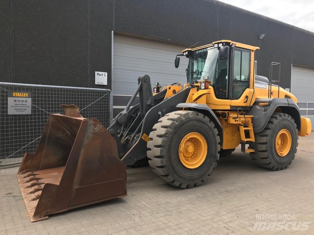 Volvo L110H 輪胎式裝載機