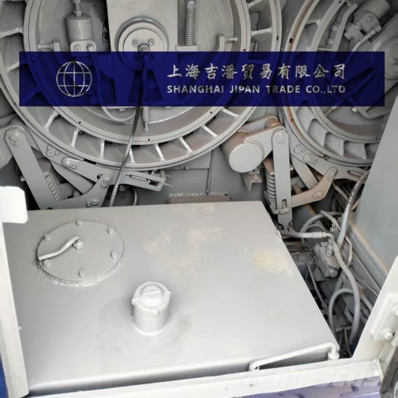 Kobelco 7065 履帶式起重機