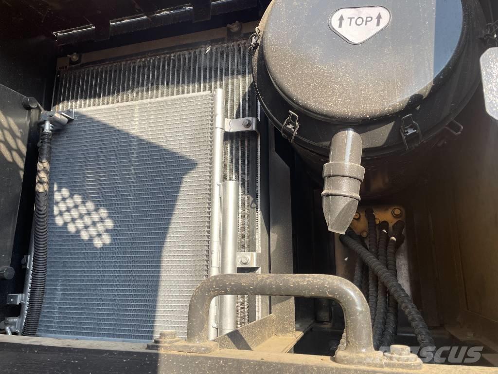 Volvo EC 290 履帶式 挖土機/掘鑿機/挖掘機