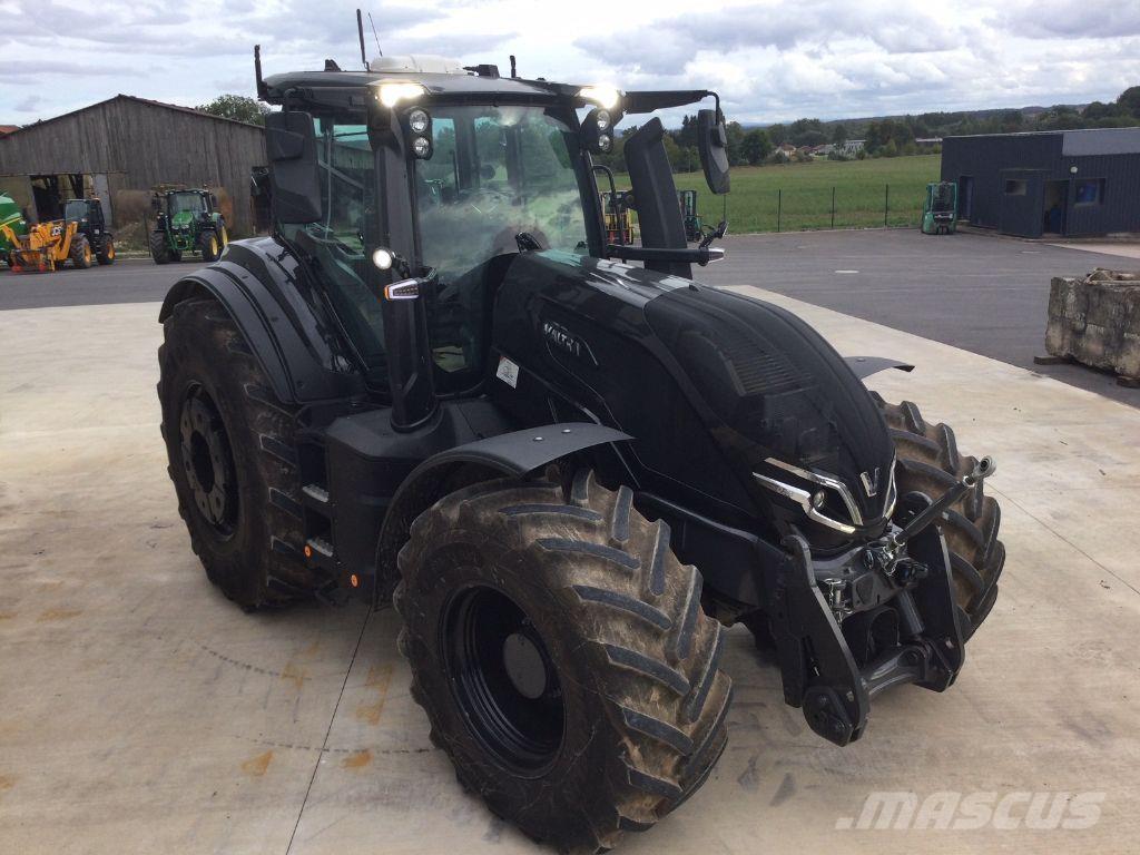 Valtra Q265 曳引機