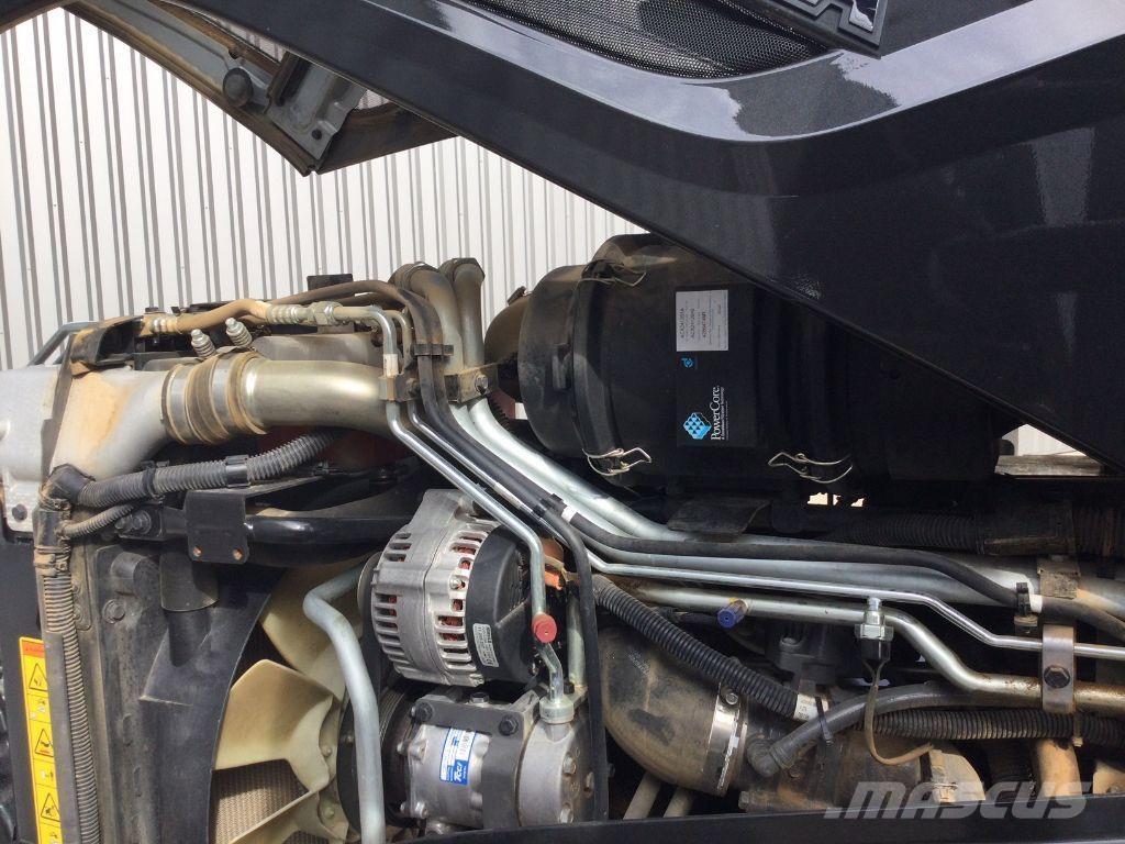 Valtra Q265 曳引機