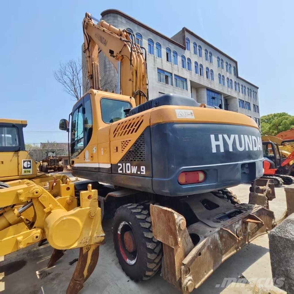 Hyundai R210W-9 旋轉式挖土機/掘鑿機/挖掘機