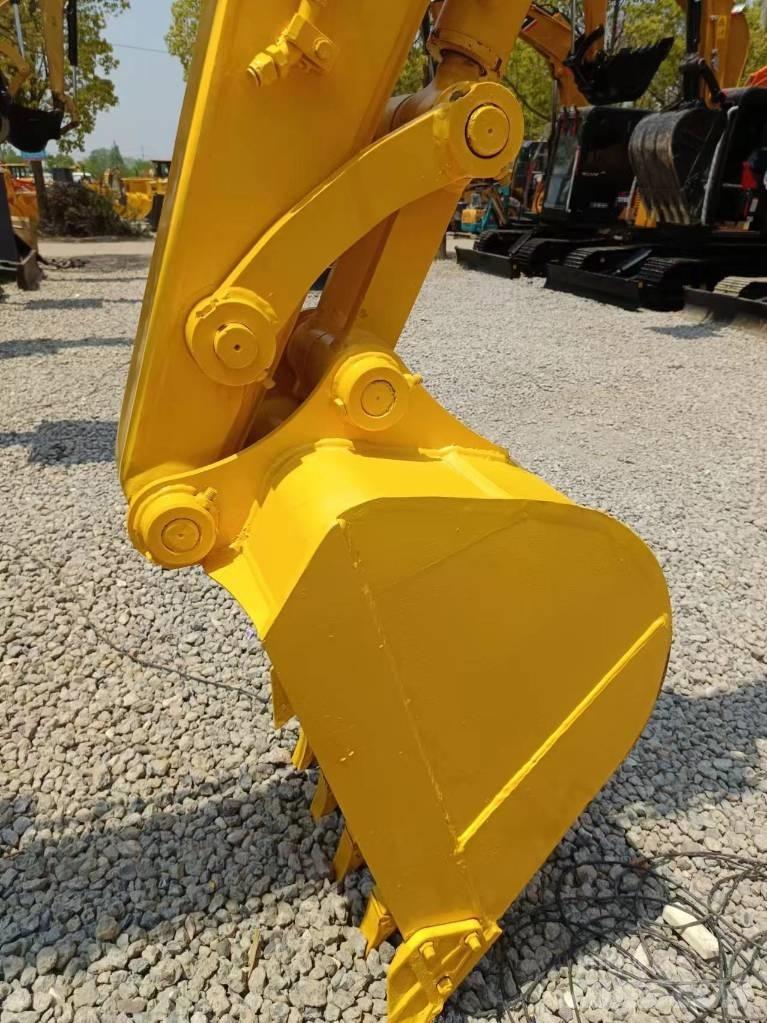Komatsu PC 70 中型挖土機/掘鑿機/挖掘機 7t-12t