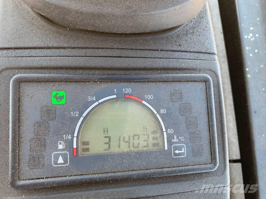 CAT 302.7 CR 小型挖土機/掘鑿機<7t(小型挖掘機)