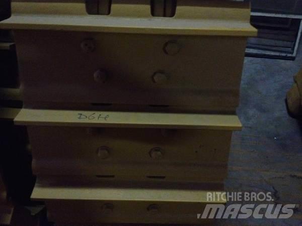 CAT D6H TRACK CHAINS 底盤和懸架