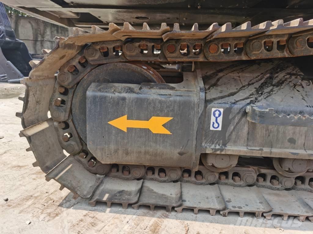 Volvo EC 220 履帶式 挖土機/掘鑿機/挖掘機