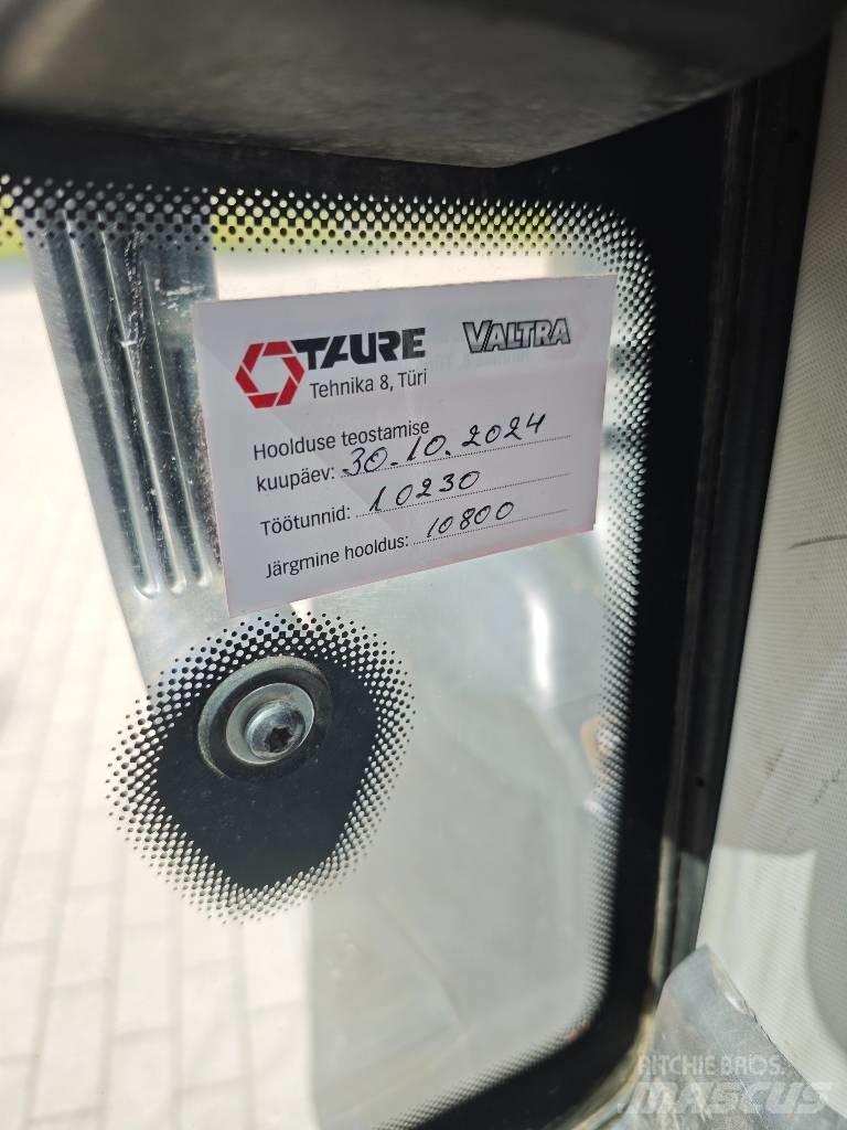 Valtra T 214 D 曳引機