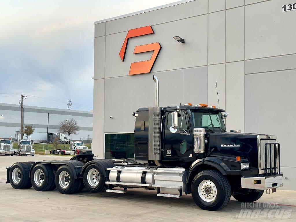 Western Star 4900 EX 曳引機組件