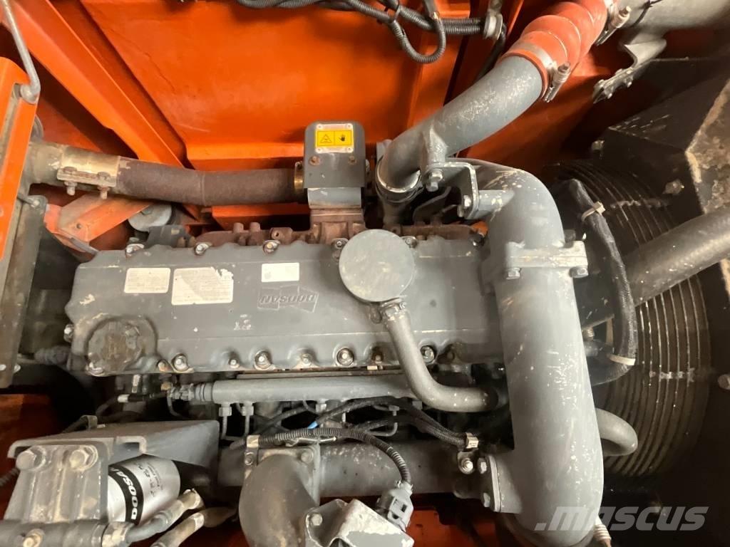 Doosan DX 235 LCR 履帶式 挖土機/掘鑿機/挖掘機