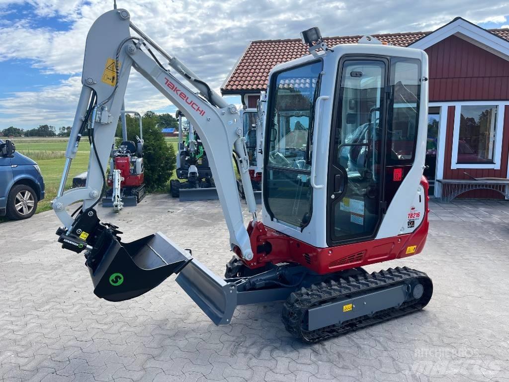 Takeuchi TB216 小型挖土機/掘鑿機<7t(小型挖掘機)