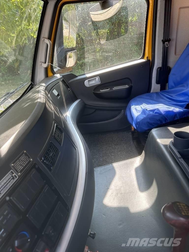 XCMG QY55KC 越野起重機