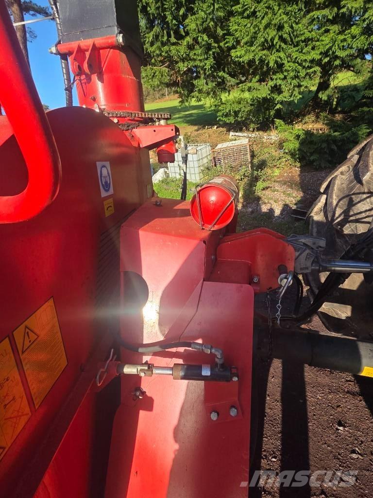 Valtra T 163 林業用曳引機