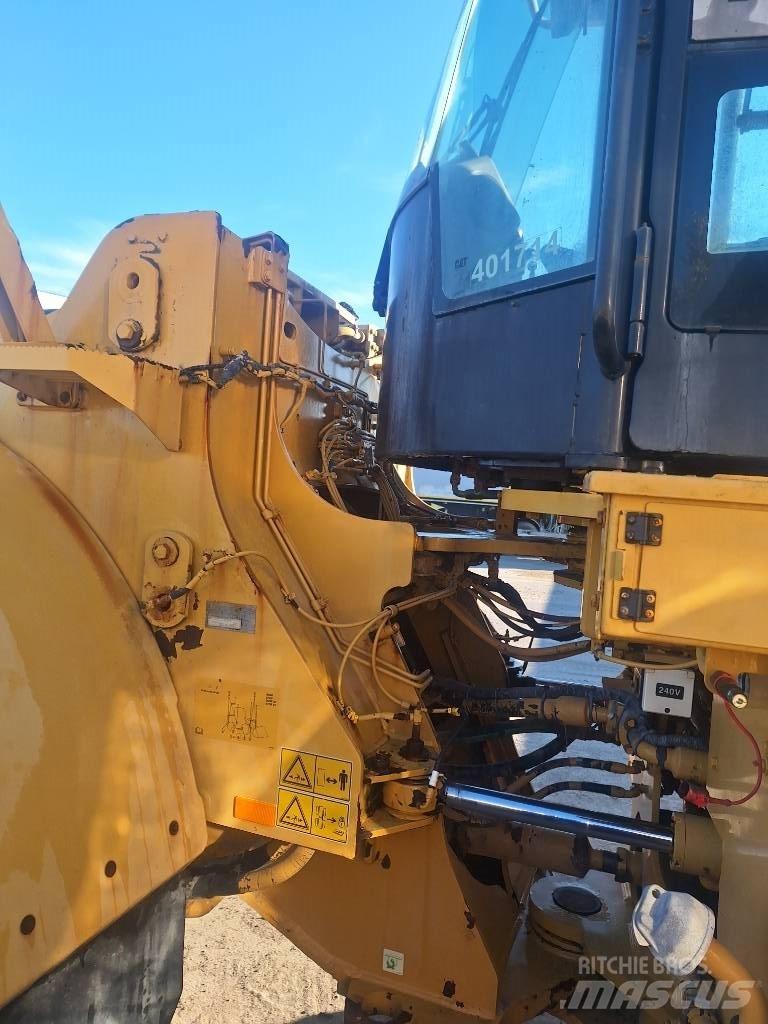 CAT 966 MXE 輪胎式裝載機