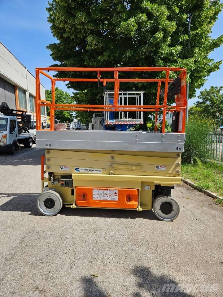 JLG 2630 ES 剪式升降機