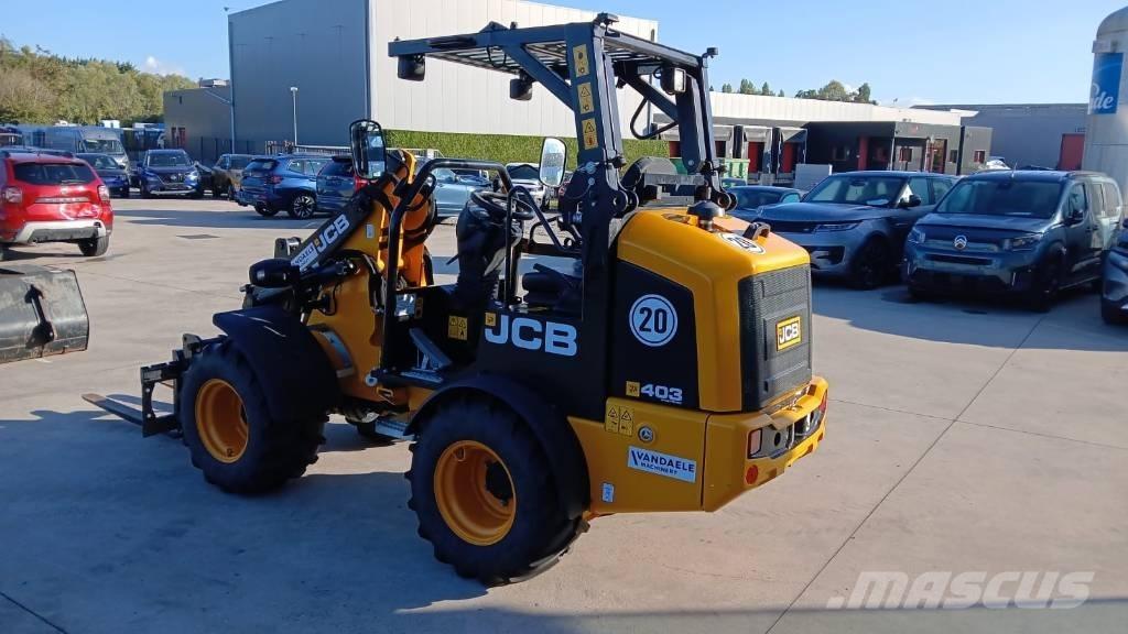 JCB 403 SP 自走式堆積機