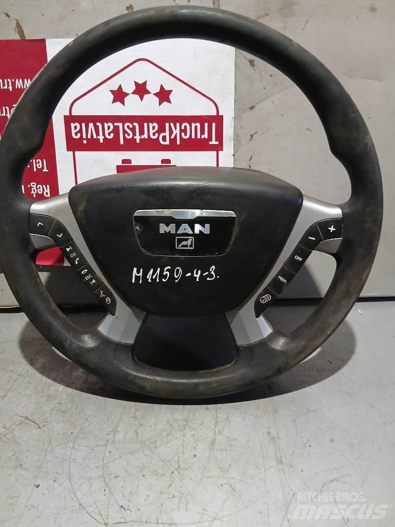MAN TGX    81464306027 駕駛室與內部