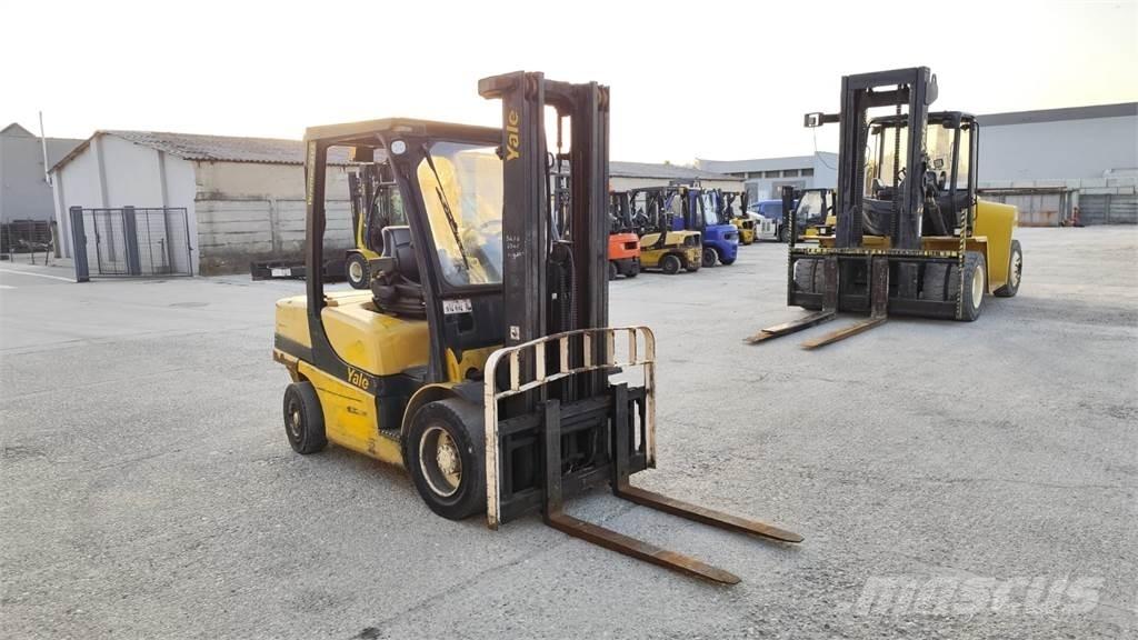 Yale GDP35VX 柴油卡車