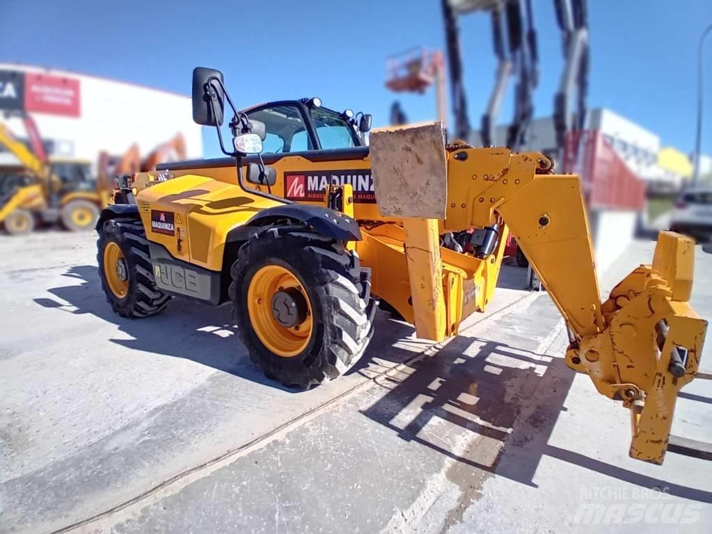 JCB 540.180 伸縮臂操作車