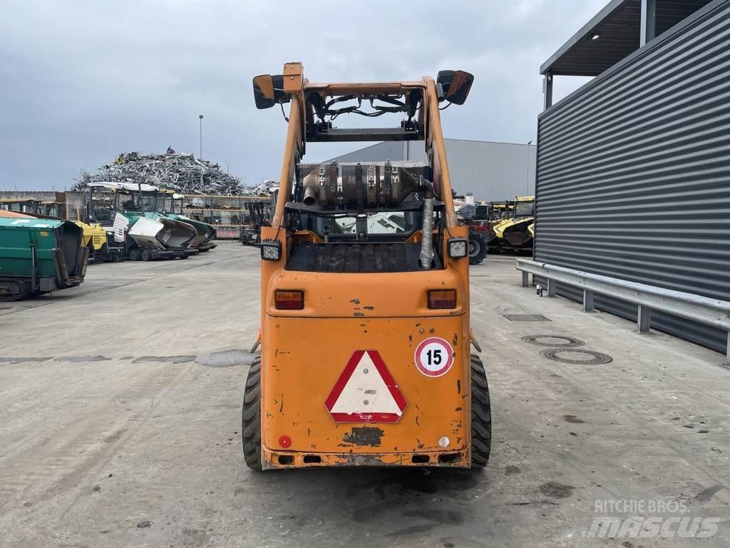 CAT 226B 集材機