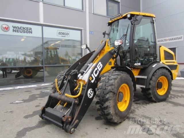 JCB 409 輪胎式裝載機