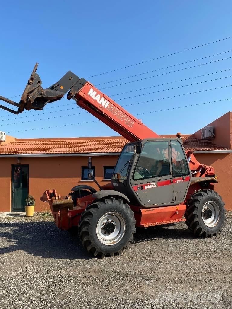 Manitou MT 1235 S 伸縮臂操作車
