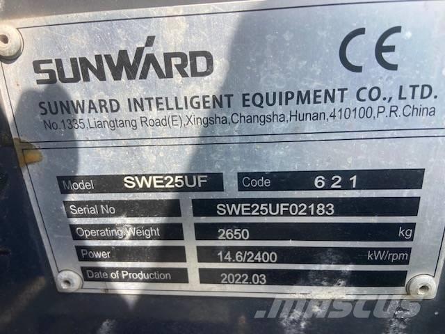 Sunward SWE 25 UF 小型挖土機/掘鑿機<7t(小型挖掘機)