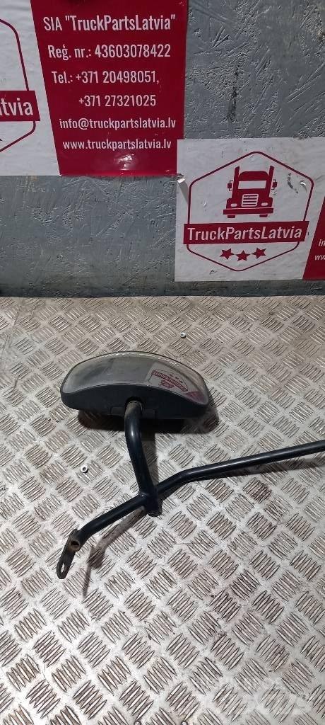 Scania G 440.  1916864 駕駛室與內部