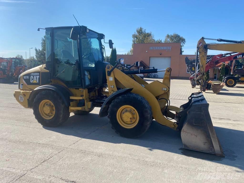 CAT 907 H 2 輪胎式裝載機