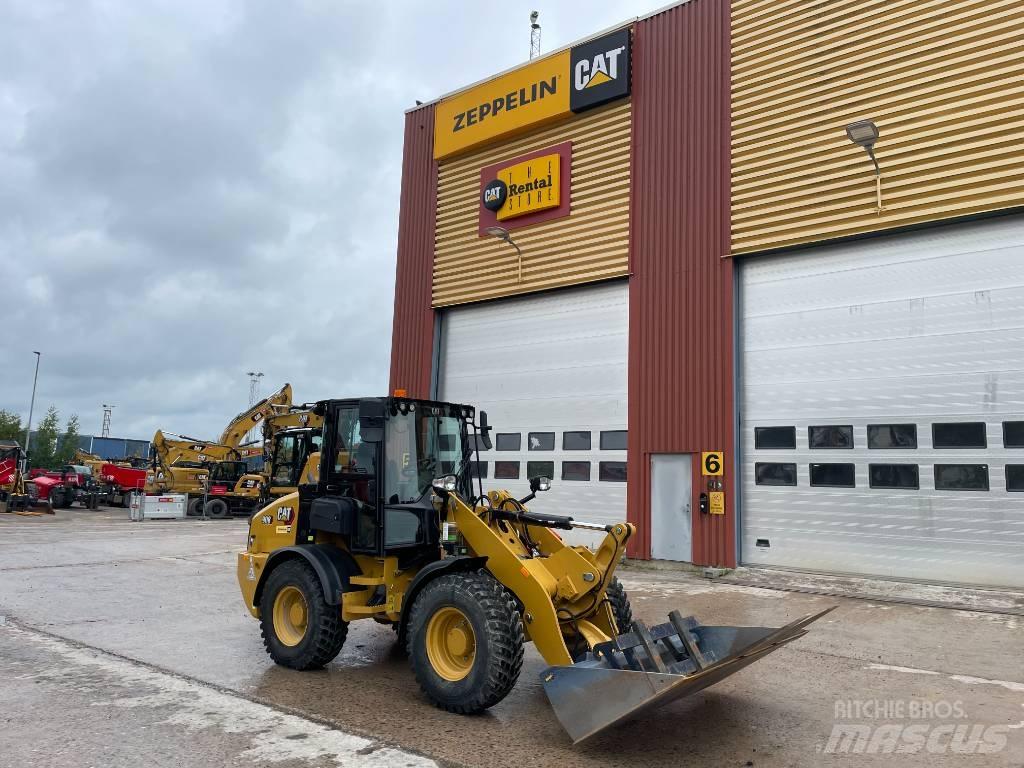 CAT 908 M 輪胎式裝載機