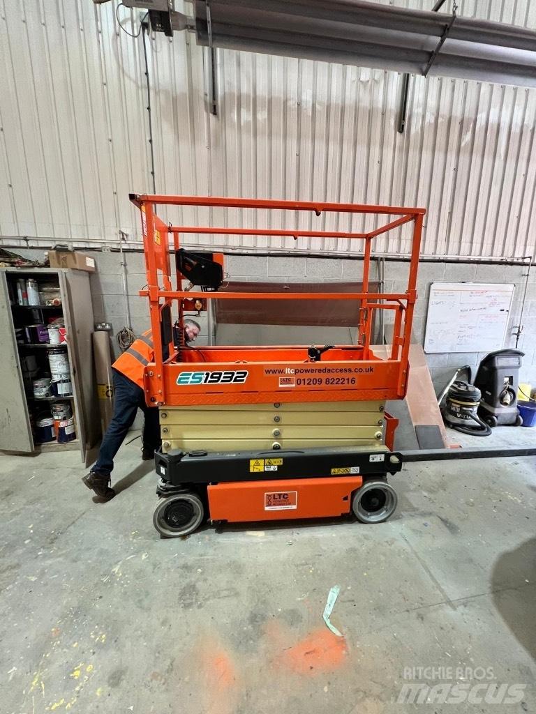 JLG ES 1932 剪式升降機
